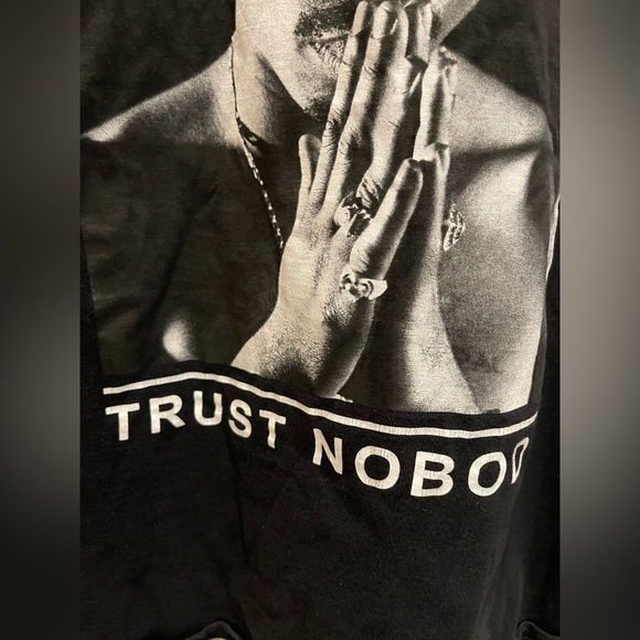 Tupac Trust Nobody Black Tee EUC Logo 90’s Rapper Hip Hop Womens Lg 2Pac Short - Picture 5 of 7